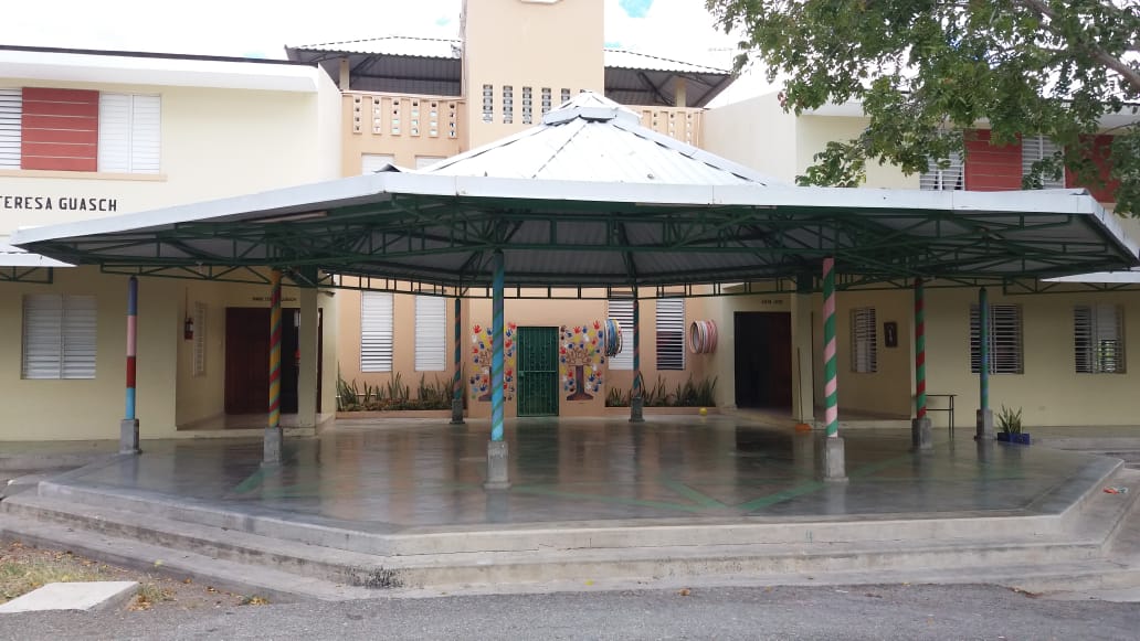 Hogares Teresa Toda, Azua         